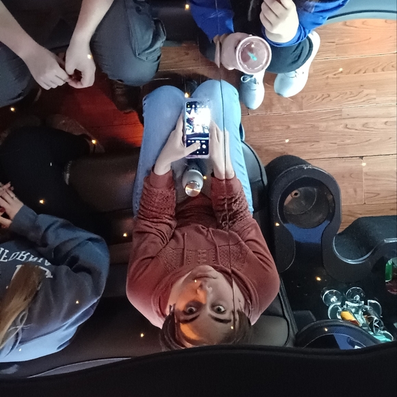 Meet your Posher, Moriah - Picture 3 of 3